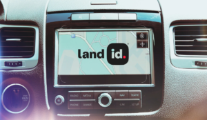 land id carplay